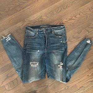 American Eagle High Rise Jean